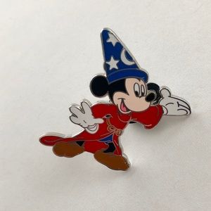 🆕 Disney Mickey Mouse Sorcery Pin